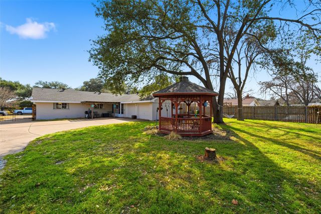 5113 Lake Arrowhead Drive, Waco, TX 76710