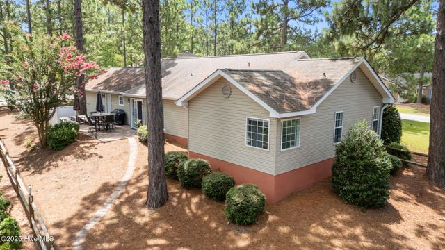 39 Bedford Circle, Pinehurst, NC 28374
