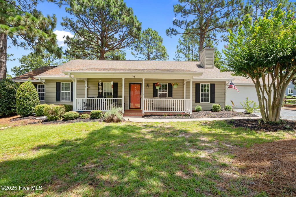 39 Bedford Circle, Pinehurst, NC 28374