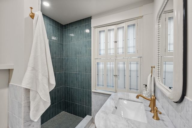 92 Old River Place, Dedham, MA 02026
