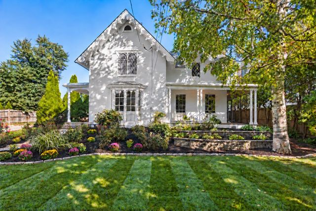 92 Old River Place, Dedham, MA 02026