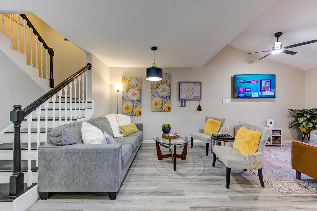 7373 Antoine Drive, Houston, TX 77088