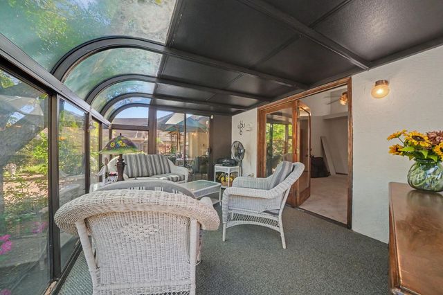 20100 Apple Dr, Lockeford, CA 95237