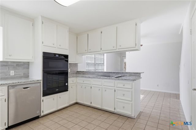 305 Windrock Drive, Victoria, TX 77904