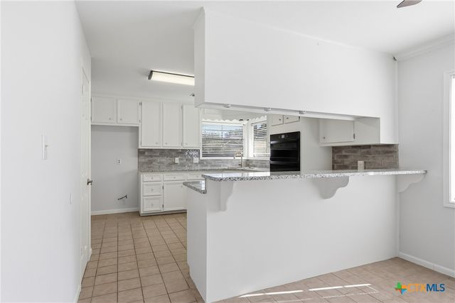 305 Windrock Drive, Victoria, TX 77904