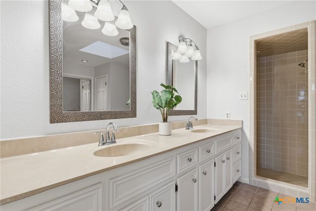 305 Windrock Drive, Victoria, TX 77904