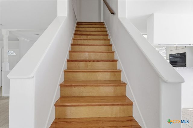 305 Windrock Drive, Victoria, TX 77904