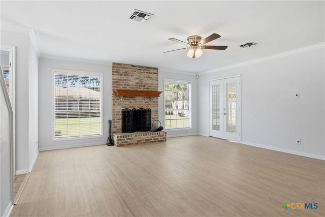 305 Windrock Drive, Victoria, TX 77904