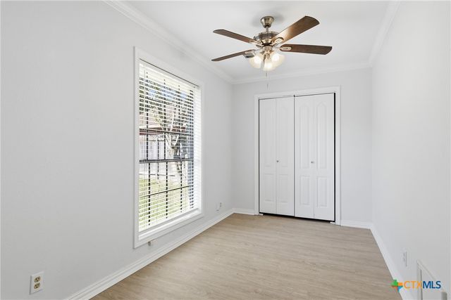 305 Windrock Drive, Victoria, TX 77904