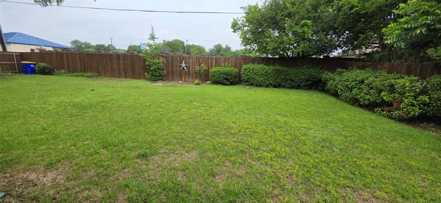 5801 Haney Drive, Watauga, TX 76148