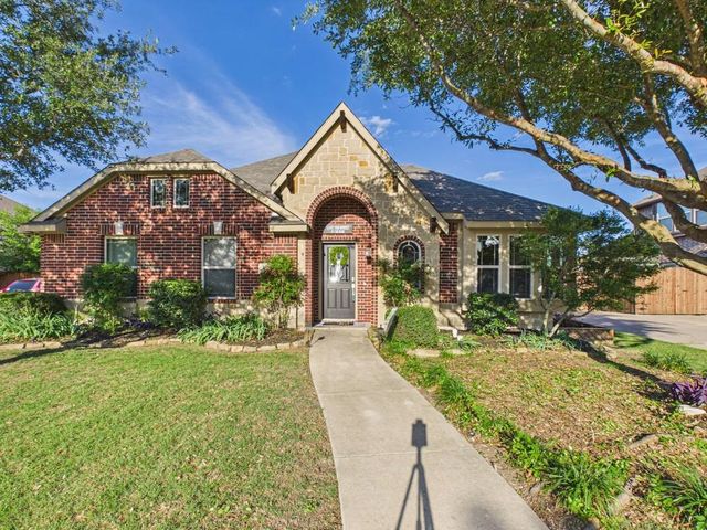 742 Mill Pond Drive, Midlothian, TX 76065