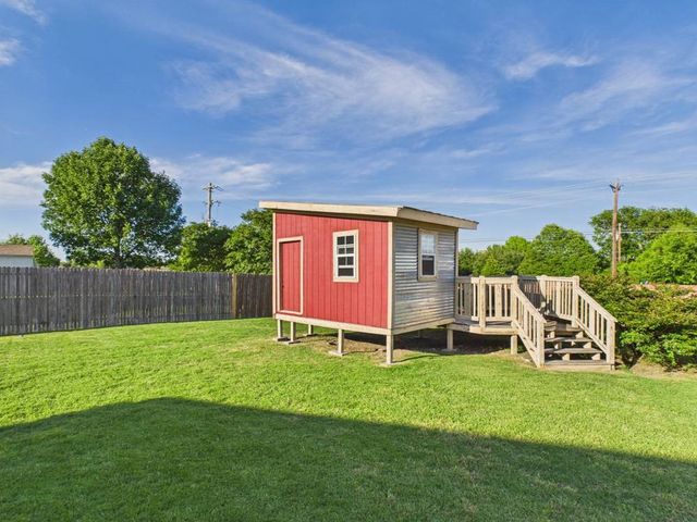 742 Mill Pond Drive, Midlothian, TX 76065