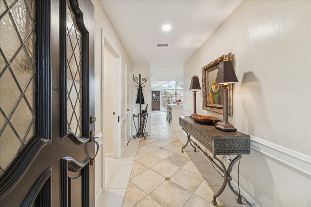 366 Champions Colony Iii, Houston, TX 77069