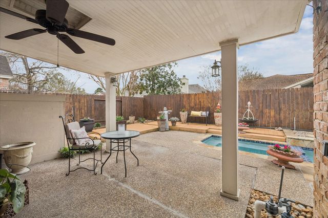 366 Champions Colony Iii, Houston, TX 77069