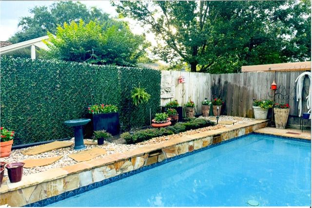 366 Champions Colony Iii, Houston, TX 77069