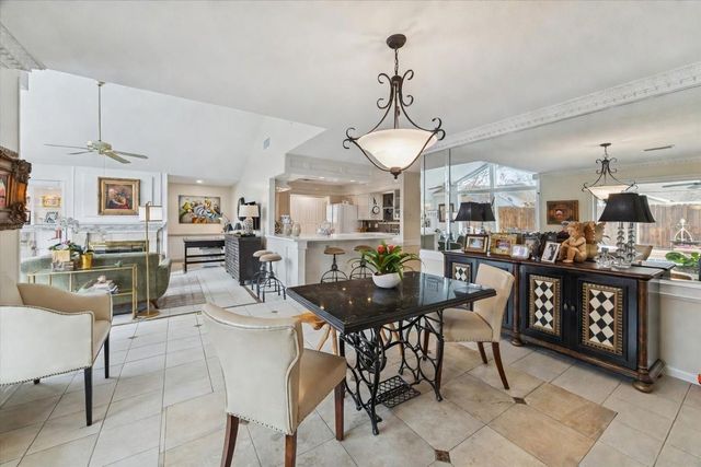 366 Champions Colony Iii, Houston, TX 77069