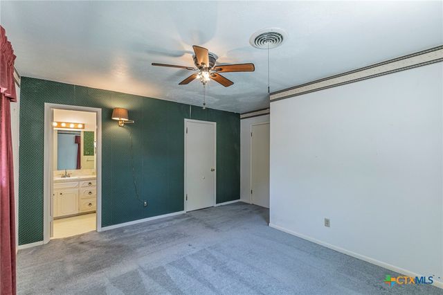 1808 N Beal Street, Belton, TX 76513