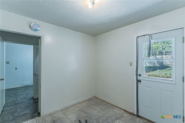 1808 N Beal Street, Belton, TX 76513