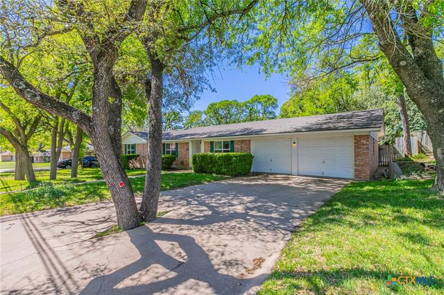 1808 N Beal Street, Belton, TX 76513