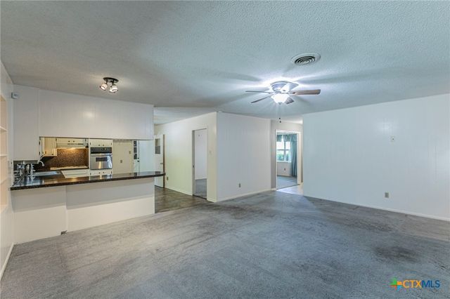 1808 N Beal Street, Belton, TX 76513