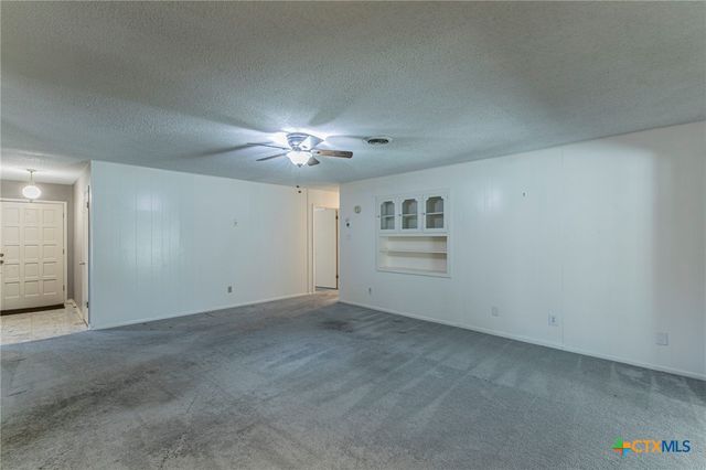 1808 N Beal Street, Belton, TX 76513