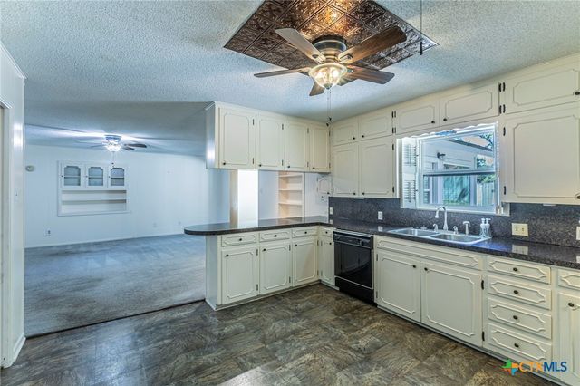 1808 N Beal Street, Belton, TX 76513