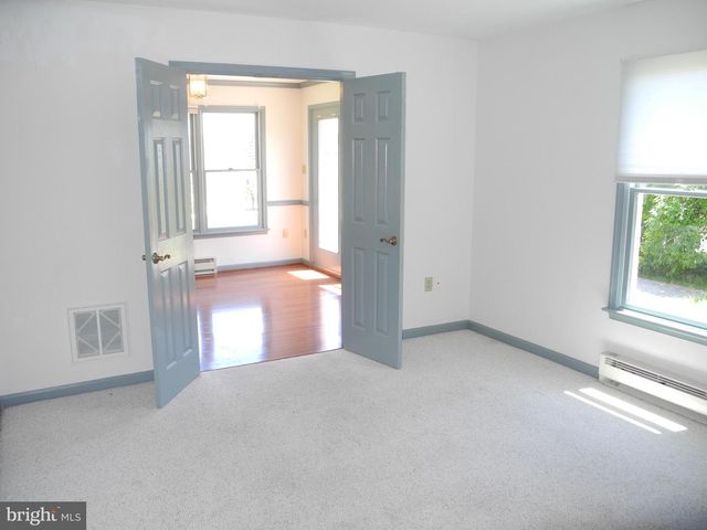 121 SOUTHERN OAK DR, Hagerstown, MD 21740