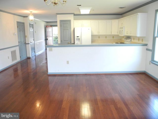 121 SOUTHERN OAK DR, Hagerstown, MD 21740