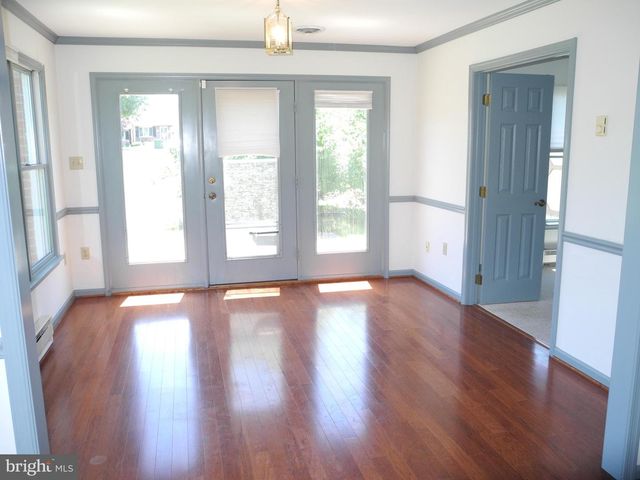 121 SOUTHERN OAK DR, Hagerstown, MD 21740
