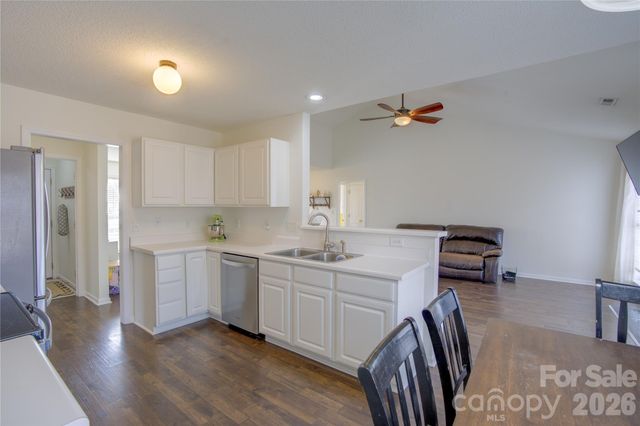 365 Running Briar Road, Fletcher, NC 28732