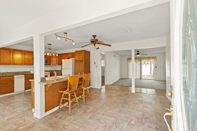 313 Marty Dr, Manteca, CA 95336