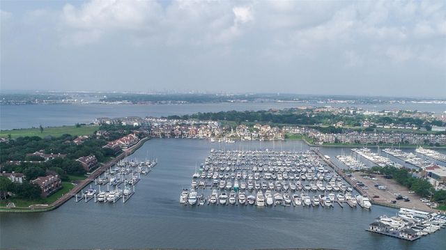 2538 Beacon Circle, League City, TX 77573