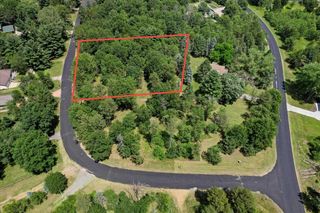 336 Robindale Court, Nekoosa, WI 54457