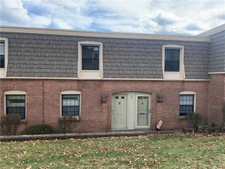 1034 Pennsbury Blvd, Pennsbury, PA 15205