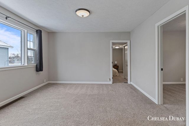 1128 Mcreynolds Avenue NW, Grand Rapids, MI 49504