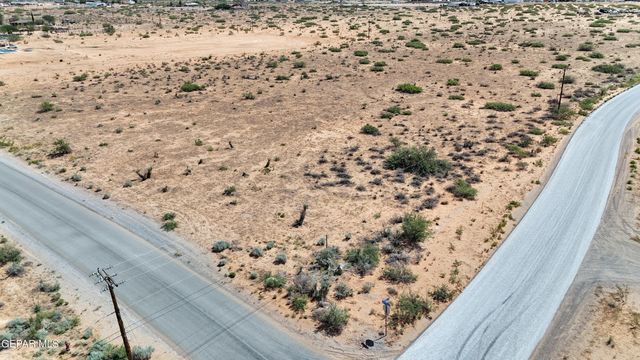 5700 DESERT WILLOW Drive, El Paso, TX 79938