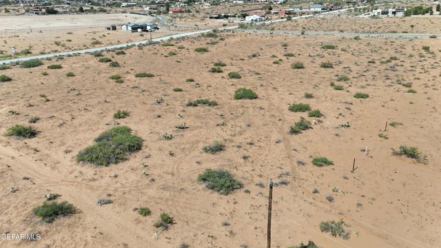 5700 DESERT WILLOW Drive, El Paso, TX 79938