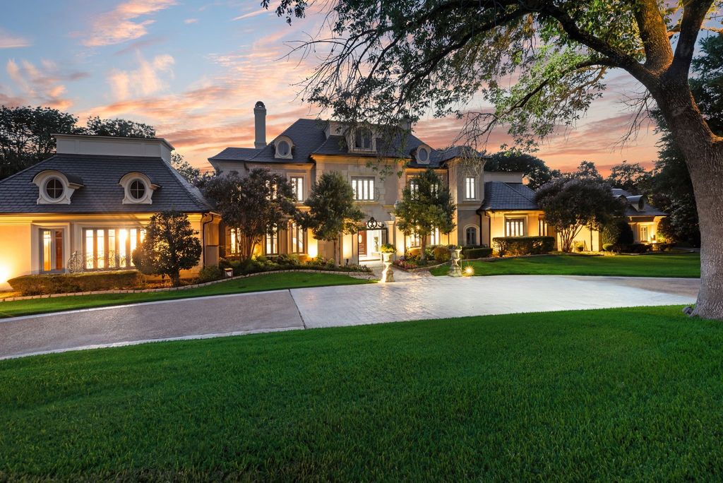4505 Tour 18 Drive, Flower Mound, TX 75022