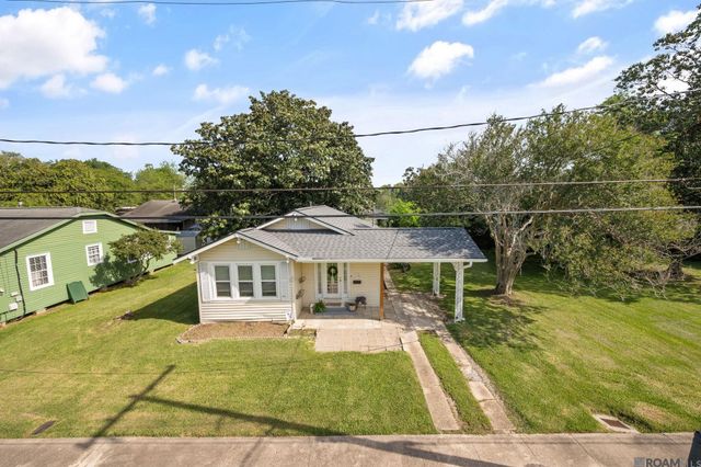 378 Courthouse St, Port Allen, LA 70767