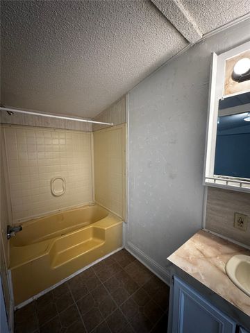 1903 ROSSIE LEE Drive 2, Bossier City, LA 71112