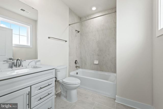 16503 ROLLING KNOLLS LN, Upper Marlboro, MD 20774