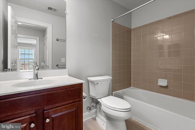 507 FLAMEFLOWER TER SE, Leesburg, VA 20175