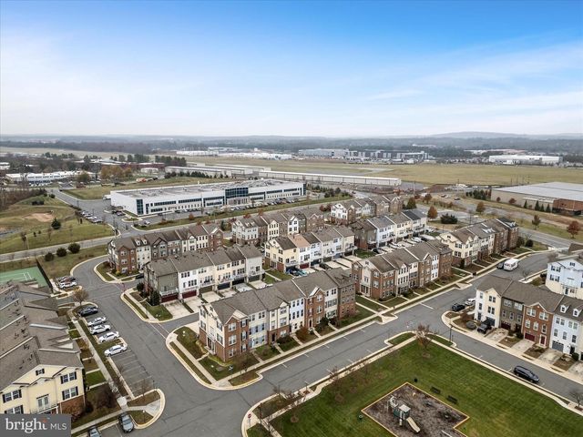 507 FLAMEFLOWER TER SE, Leesburg, VA 20175