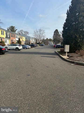 603 SEMINOLE GDNS, Ambler, PA 19002