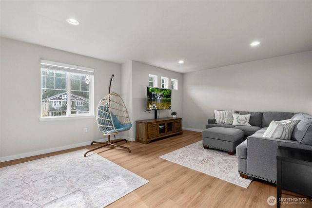 4818 Plover Street NE, Olympia, WA 98516