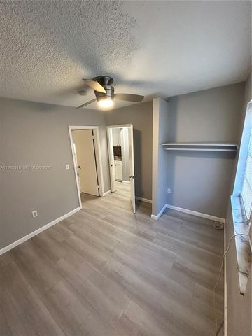 1720 NW 1st Pl 8, Miami, FL 33136