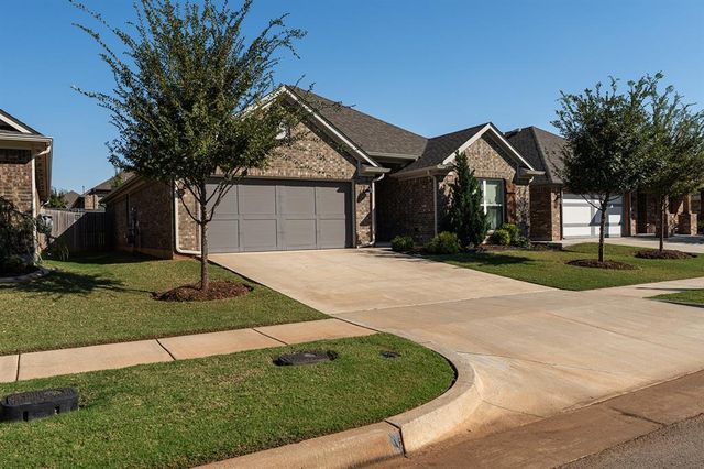 24 Carat Drive, Yukon, OK 73099