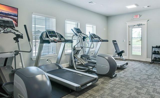 24 Carat Drive, Yukon, OK 73099