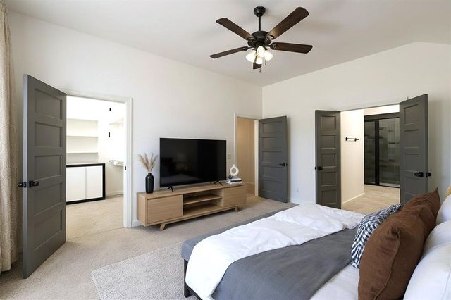 24 Carat Drive, Yukon, OK 73099