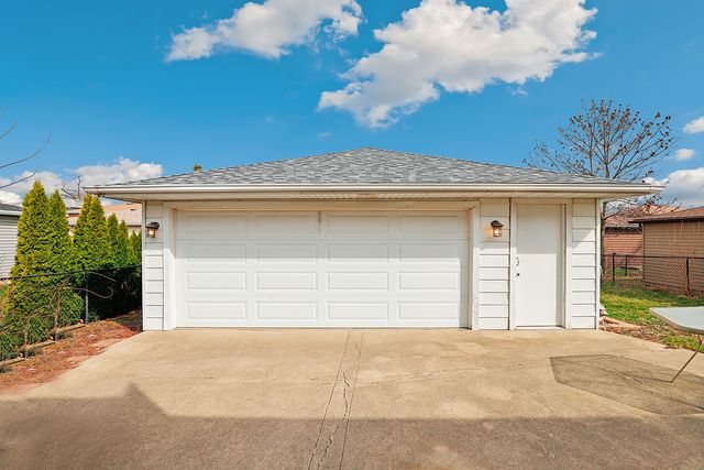 4844 W 121st Place, Alsip, IL 60803